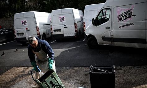 Douze camions des Restos du Cœur vandalisés un mineur de 14 ans a été