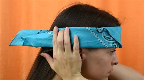 How To Tie A Bandana Like A Headband 9 Steps With Pictures How To