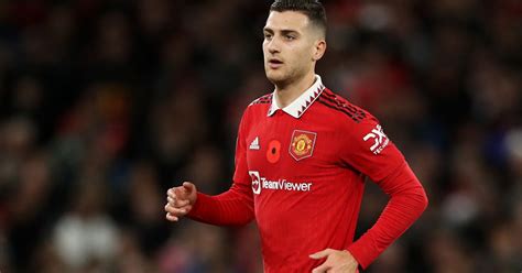 Inter Nel Mirino L Ex Milanista Dalot Possibile Scambio Con Dumfries