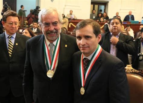 Reciben UNAM y Colmex la Medalla al Mérito Ciudadano 2016