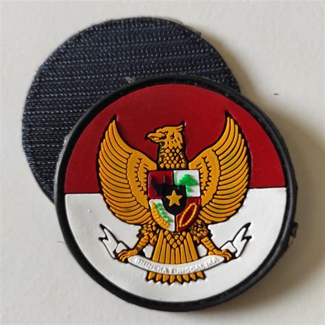 Jual PATCH RUBBER LOGO GARUDA BULAT DASAR MERAH PUTIH TEMPELAN EMBLEM