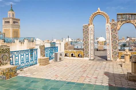 Pourquoi visiter Tunis lors d un séjour en Tunisie