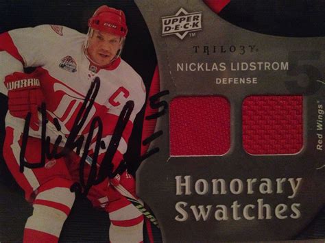 Nicklas Lidstrom Autographed Hockey Card Detroit Red Wings Hockey