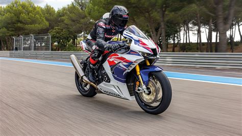 2023 Honda CBR1000RR-R Fireblade SP – Motosiklet Sitesi