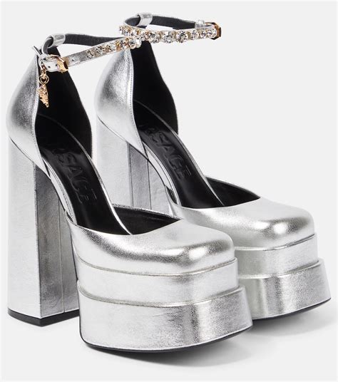 Plateau Pumps Medusa Aevitas Aus Leder In Silber Versace Mytheresa