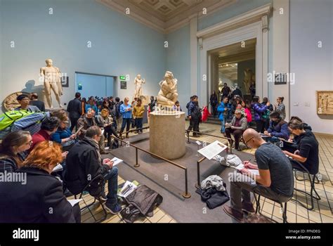 An Art Class In Front Of The Lely Venus In Gallery 23 Ancient Greece