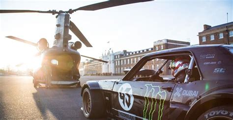 In Deze Video Doet Coureur Ken Block Waar Hij Het Beste In Is Driften