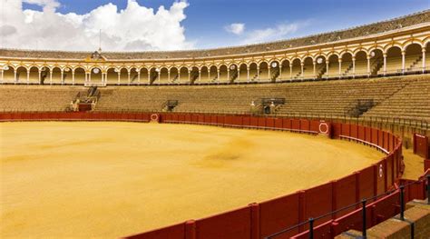 Plaza de Toros de la Maestranza Horario precio y ubicación