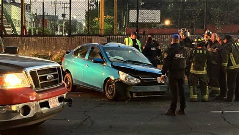 Caos Vehicular En Circuito Interior Tras Accidente Hay Heridos