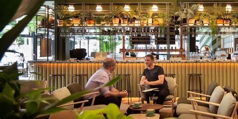 campus  location university  warwick finance jobsacuk