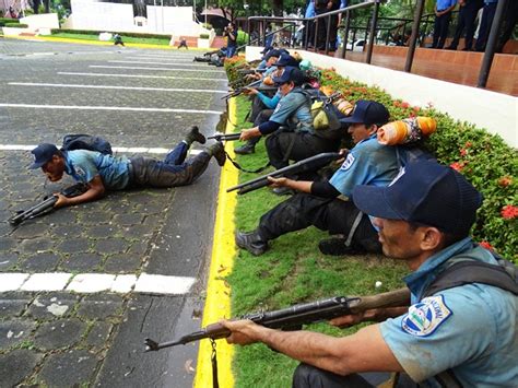 Clausura Segundo Curso Concentrado Básico Militar 16 Policía