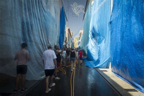 Photos From La Tomatina The World S Biggest Food Fight Smithsonian