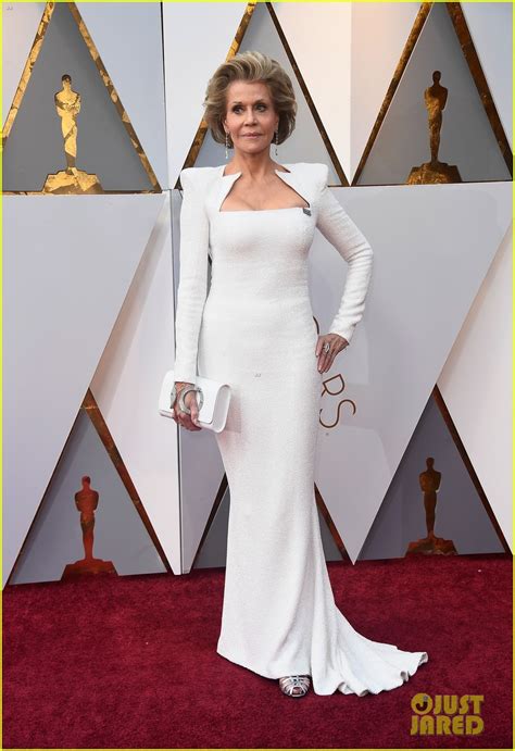 Jane Fonda Looks Chic in White on the Red Carpet at Oscars 2018!: Photo ...