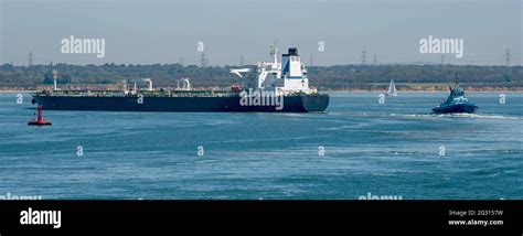 The Solent Southampton Uk 2021 Ocean Going Tug Off The Stern Of A