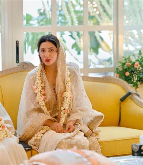 A Peek At Mahira Khan S Pre Wedding Festivities Movies