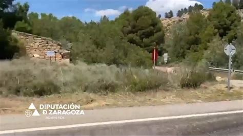 Vídeo herido un camionero al volcar el tráiler que conducía en Mequinenza