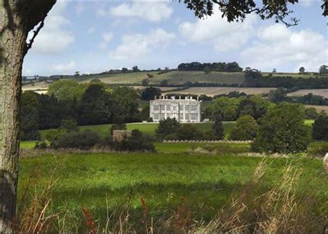 Stunning 16th century mansion house in England