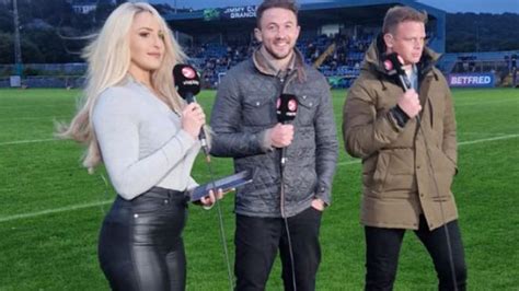 Bbc Presenter Emma Louise Jones Stuns In Leather Trousers Live On Tv As She Gives Behind Scenes