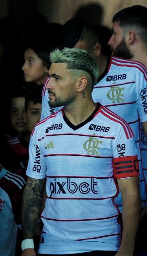 Pin De Nath Em Quick Saves Em 2024 Arrascaeta Fotos De Flamengo