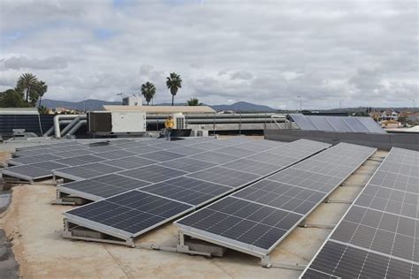 Energias Renováveis Fotovoltaico Centro Porsche Faro