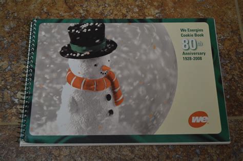 We Energies Christmas Cookie Book Th Anniversary Edition Ebay