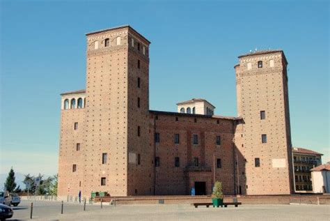 Castello Di Fossano