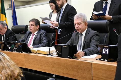 Resenha Politika ALPB pode ser a primeira no país assinatura