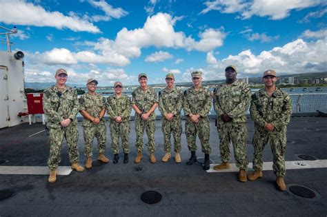 Dvids Images Pacific Fleet Deputy Commander Visits Usns Mercy