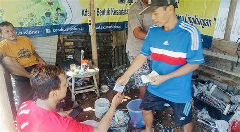 Bank Sampah Beriman Kolaborasi Dengan Petani Bunga Matahari Manfaatkan