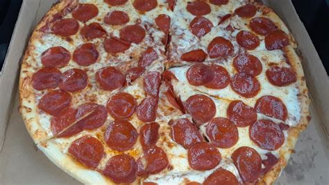 Sam's Club Pepperoni Pizza Review Taste Test, 41% OFF