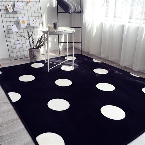 17 Classroom Rugs We Found on Amazon and Really, Really Want