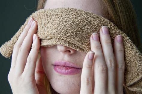 Home Remedies To Treat Dry Eyelids Dry Eyelids Dry Flaky Eyelids Skin Care Remedies