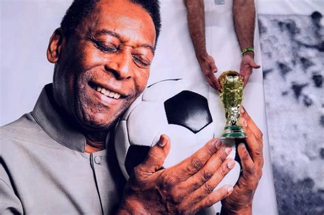 Muere Pelé El único Futbolista Que Ganó 3 Mundiales El Adiós Al Rey