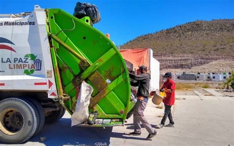 Vuelven A Recoger La Basura Termina El Paro En La Paz El