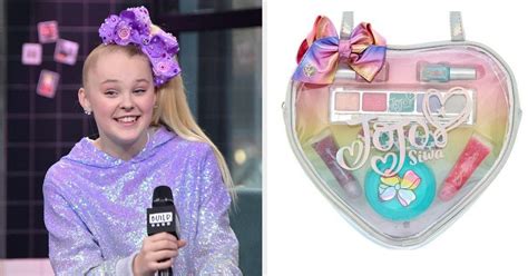 JoJo Siwa's Makeup Kit Has Asbestos In It, So Claire's Recalled It