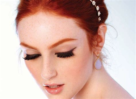 10 Makeup Tips For Redheads