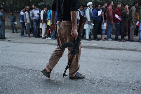 Desperate Afghans Flock To Kabul Passport Office For Ticket Out Of War Torn Nation Abc News