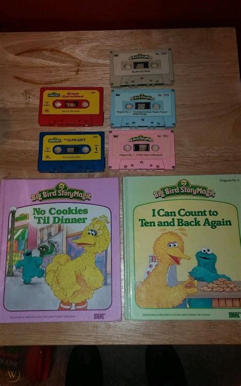 1986 Ideal Sesame Street Talking Big Bird Cassette Player With Tapes And Books 1799372979