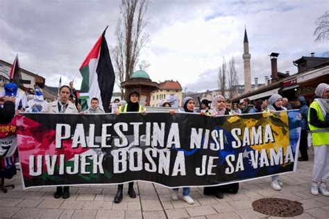 U Sarajevu Skup I Mirna Etnja U Znak Podr Ke Palestinskom Narodu