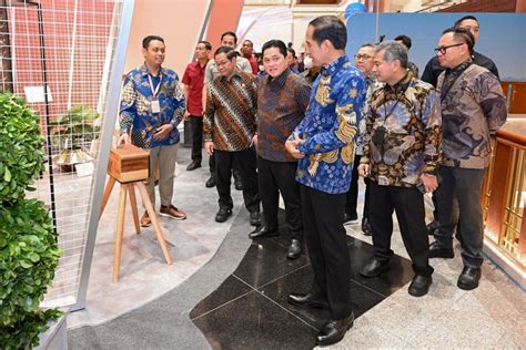 Foto Mendag Zulhas Dampingi Presiden Jokowi Pada Pembukaan Umkm Expo