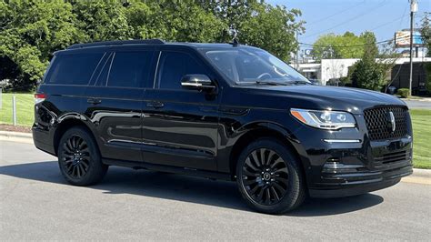 Lincoln Navigator Black Label – Mysta Moore