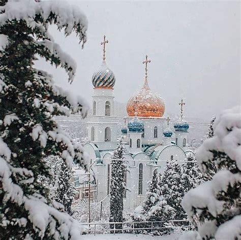 Glise Orthodoxe Russe Sur Fond De Paysage Hivernal Image Stock