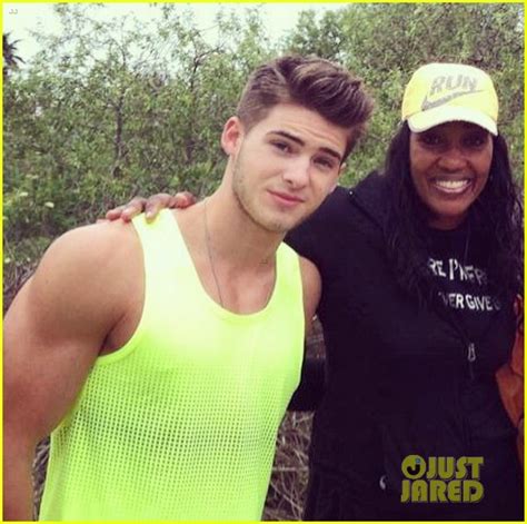 Meet Cody Christian Teen Wolfs Hot New Cast Member Photo 3301700