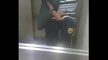 Mostrando Volume No Elevador XVIDEOS