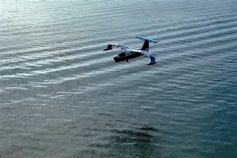 The Seaglider is an electric water plane, hydrofoil boat combo ...