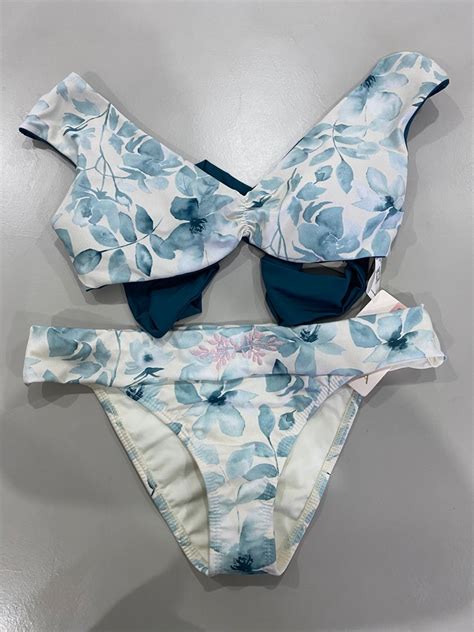 Bnwt Saha Reversible Bikini Set S Women S Fashion Swimwear Bikinis