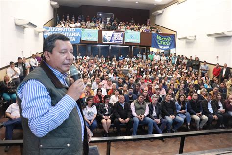 PresentaciÓn Del Libro «nÉstor El Hombre Que CambiÓ Todo En El Teatro