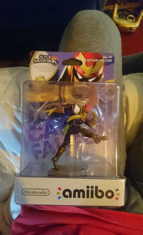 Just got my captain falcon amiibo. I'm happy to get it : r/amiibo