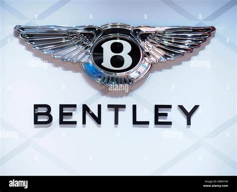 Bentley Insignia And Name On Sign Stock Photo Alamy