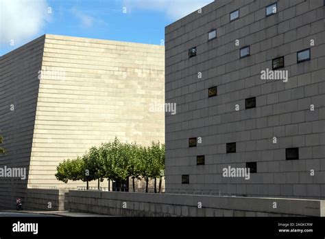 Neue Synagoge Dresden Synagoge Architektur Fotos Und Bildmaterial In